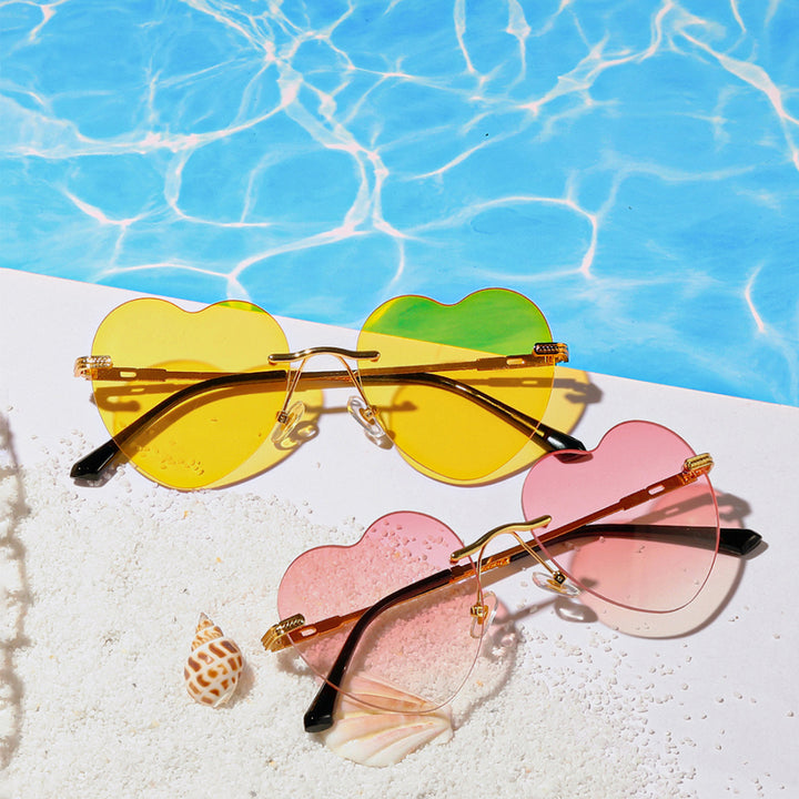 Damen trendige Herz-Sonnenbrille mit verspiegelten Gläsern Karnz