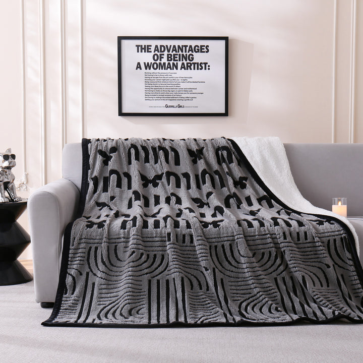 Chic Floral Pattern Wurfdecke Karnz
