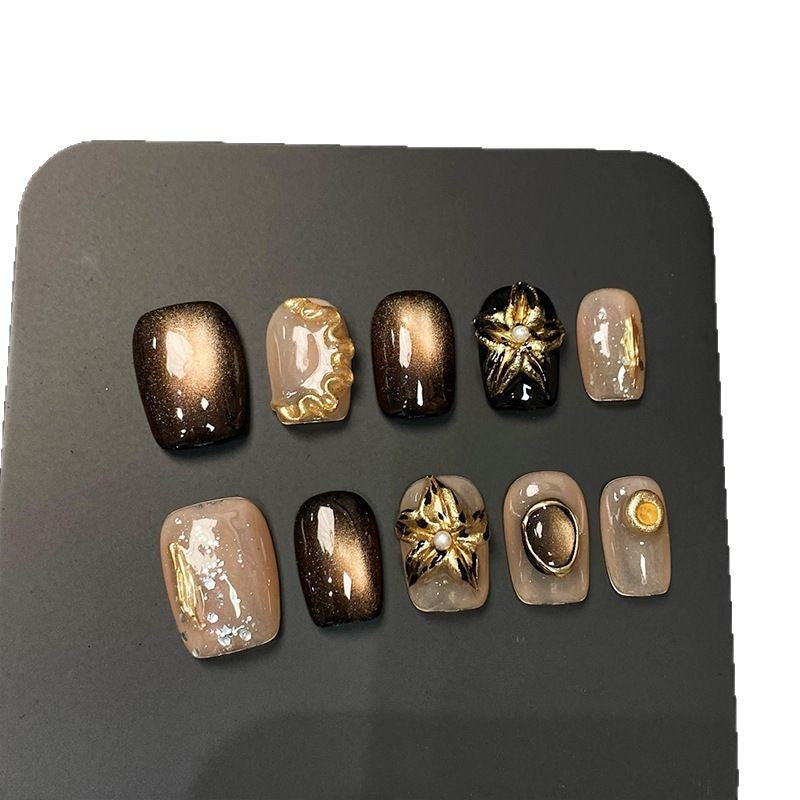Luxuriöse dekorative Press-On-Nagelspitzen