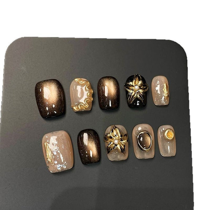 Luxuriöse dekorative Press-On-Nagelspitzen