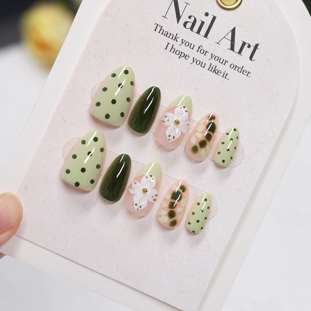 Blumenmuster Aufkleben Nagelkunst