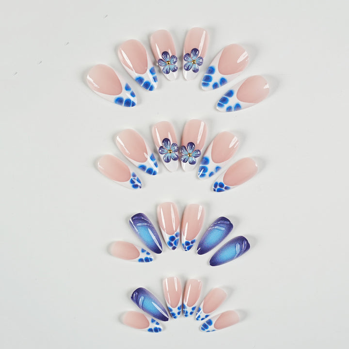 Künstlerisches Florales Press-On Nagelkunst Set