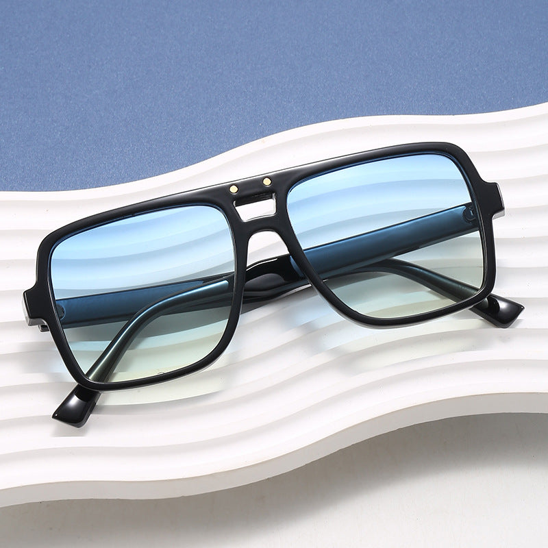 Damen quadratische oversized Sonnenbrille mit modischem transparentem Rahmen Karnz