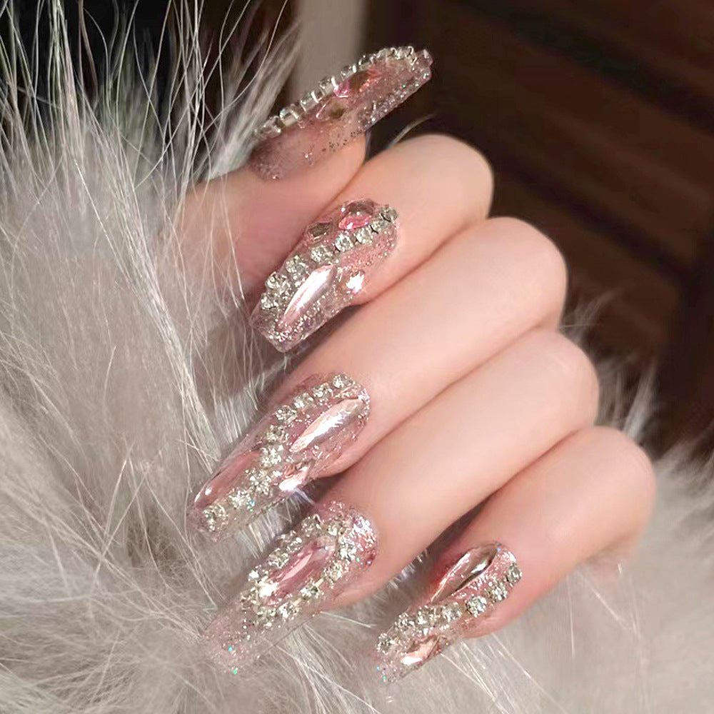 Glamouröse mit Strass verzierte Press-On-Nagelspitzen Karnz