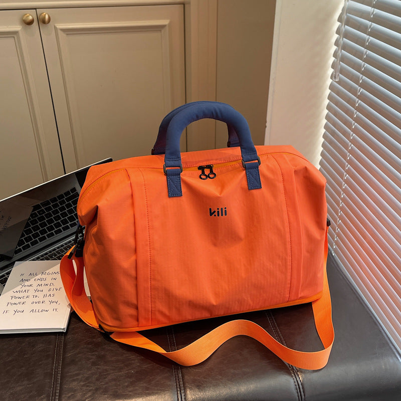 Stylische multifunktionale Reisetasche Karnz