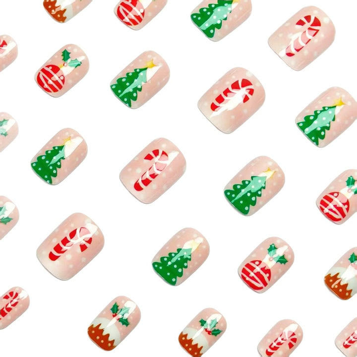 Kunstnägel mit Festlichem Weihnachtsdesign Karnz
