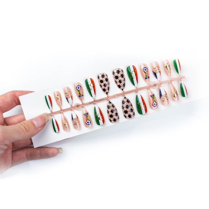 Sportliches Nagelset Karnz