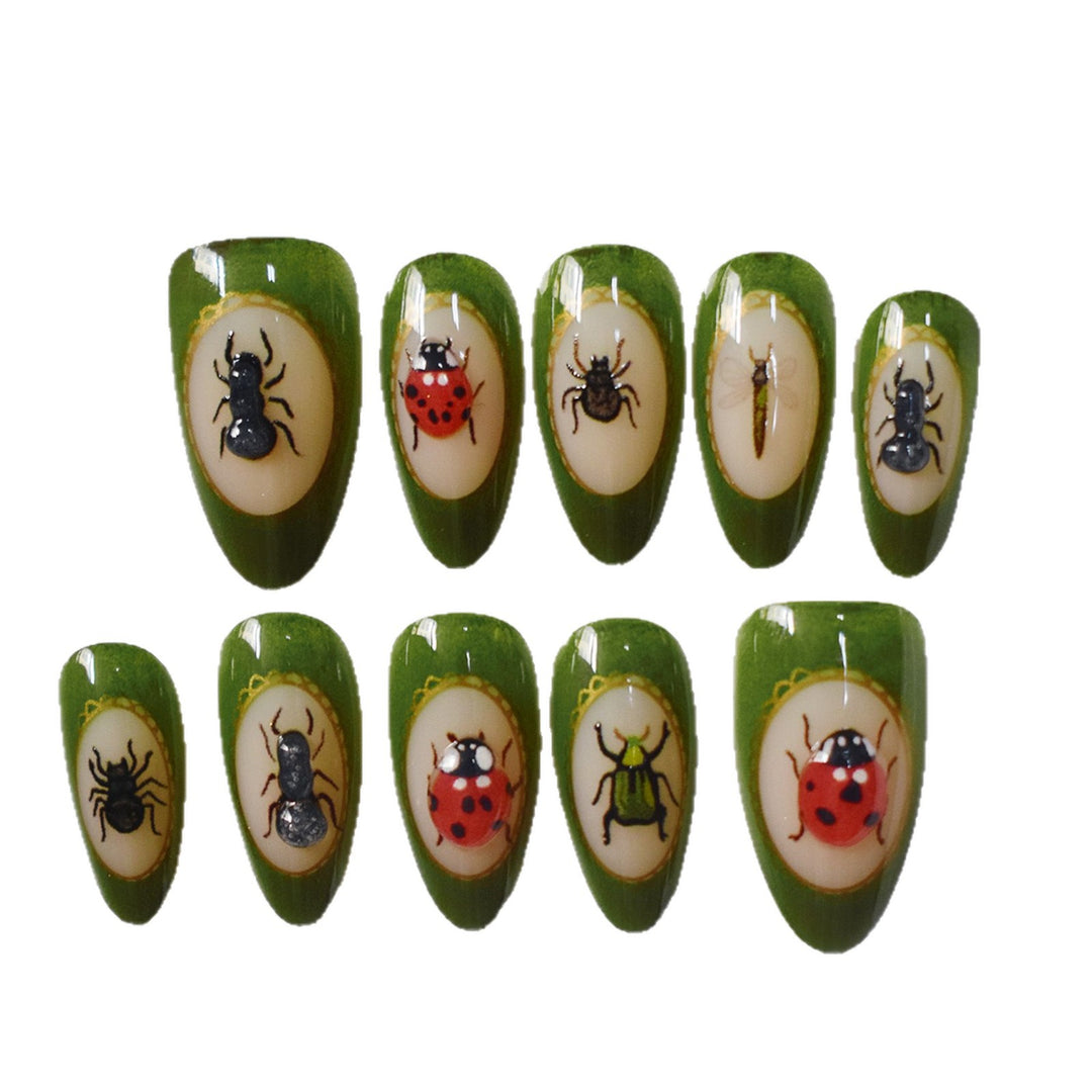 Künstlerisches Nageldesign Karnz