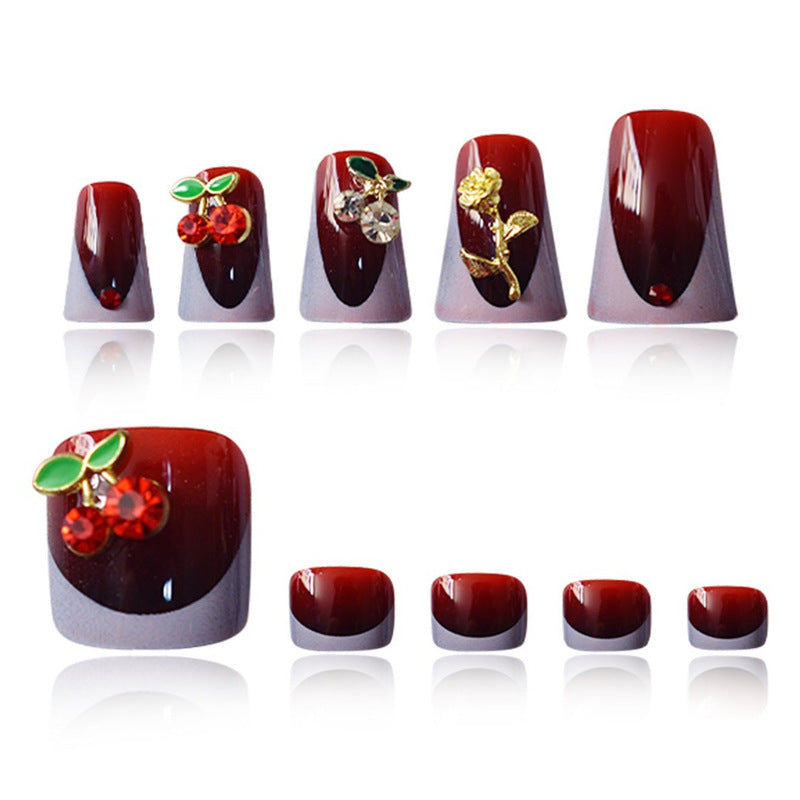 Dekoratives Nagelkunst-Set Karnz