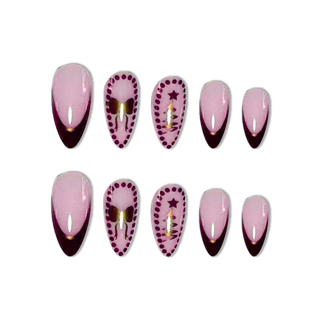 Künstlerische Nageldesigns Karnz