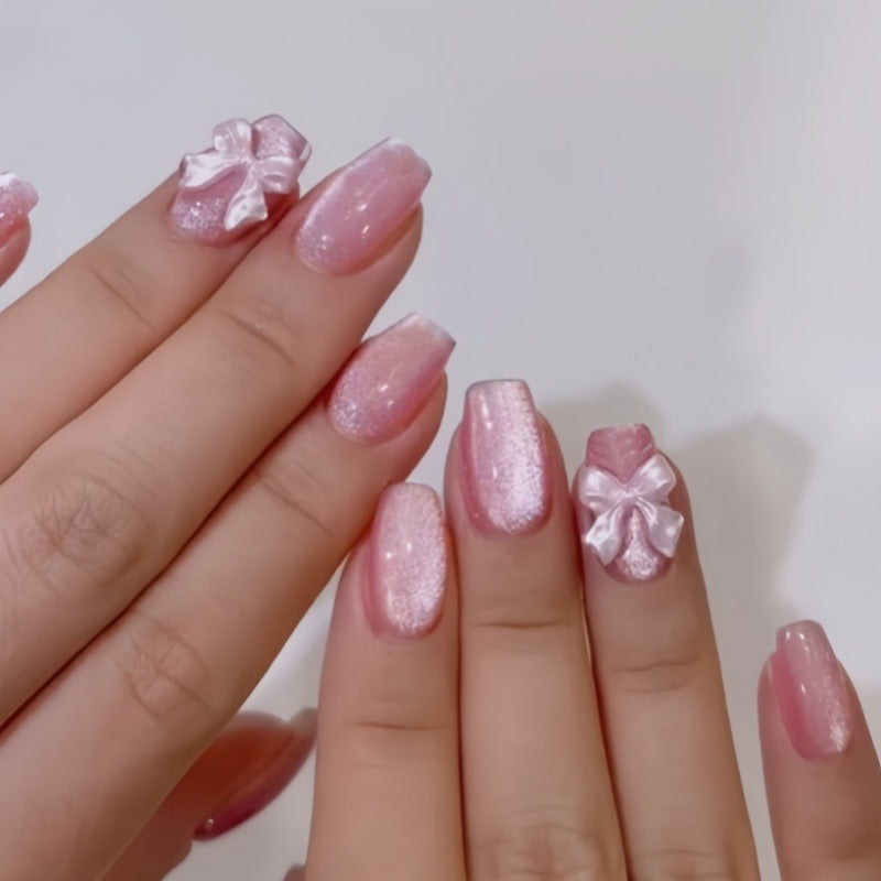 Charming Press-On Nail Set mit dekorativen Schleifenakzenten Karnz