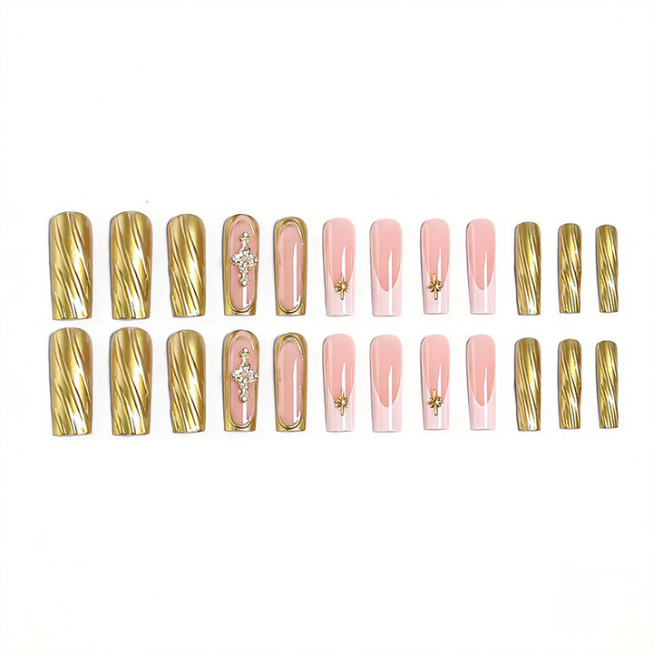 Glamouröses Kunstnagel-Set Karnz