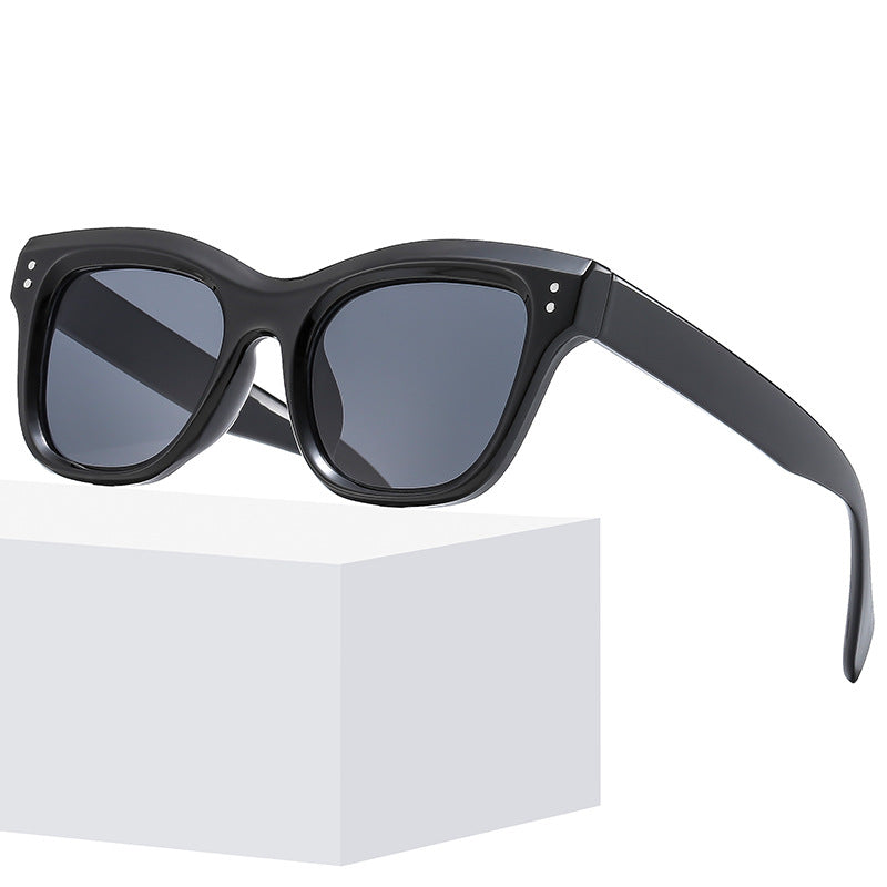 Damen modische Sonnenbrille mit markantem, kantigem Rahmen Karnz