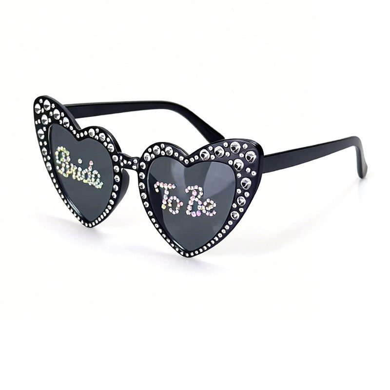 Rhinestone-besetzte Herzförmige Sonnenbrille Karnz