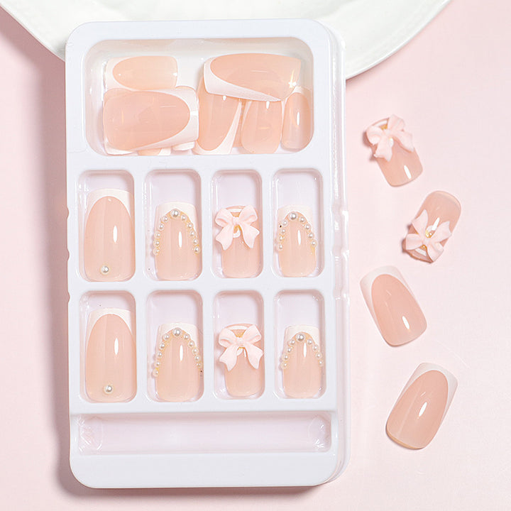 Elegante dekorative Press-On-Nagelset Karnz