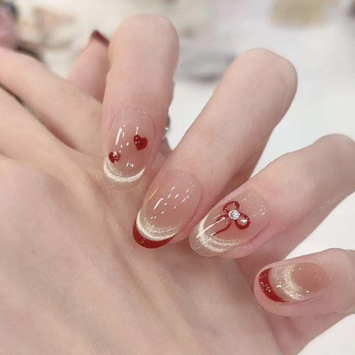 Herz-Themen Press-On Nagelkunst