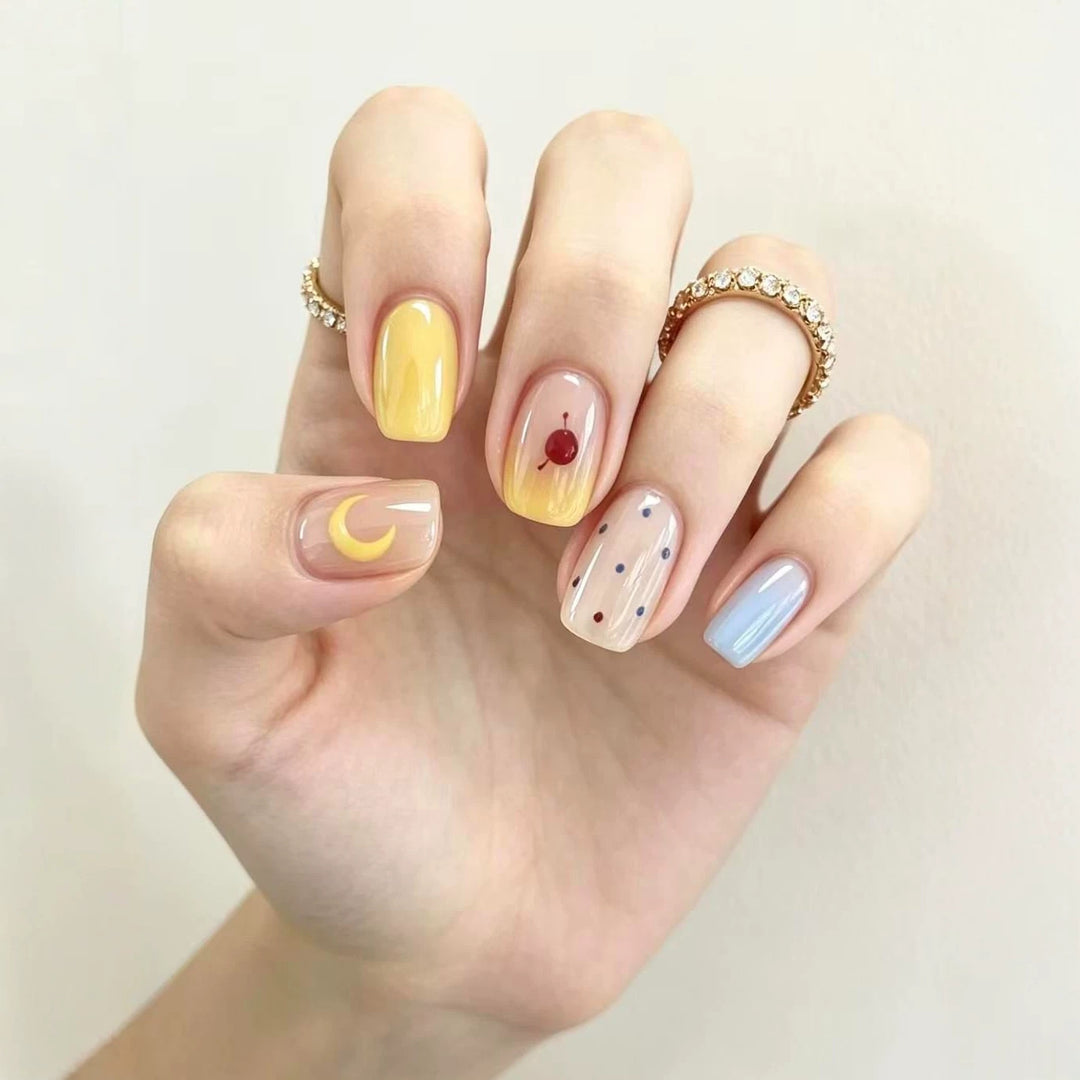 Künstlerische Nagelverlängerungen
