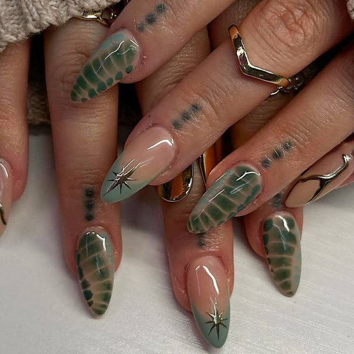 Künstlerische Lange Stiletto Nagelkunst