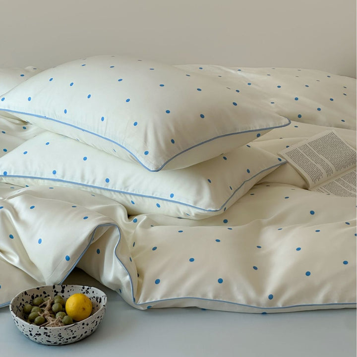 Polka-Dot Baumwollsatin Bettbezug Set mit kontrastfarbiger Paspel und Kissenbezügen