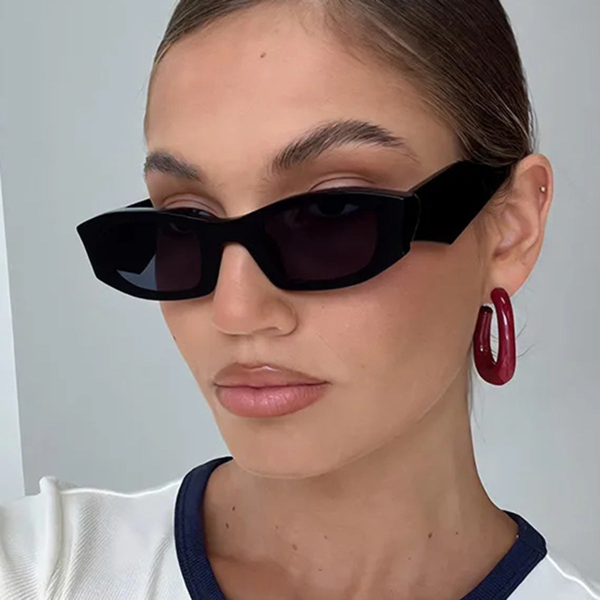 Damen trendige Cat-Eye Sonnenbrille mit einzigartigem Rahmen und UV-Schutz Karnz
