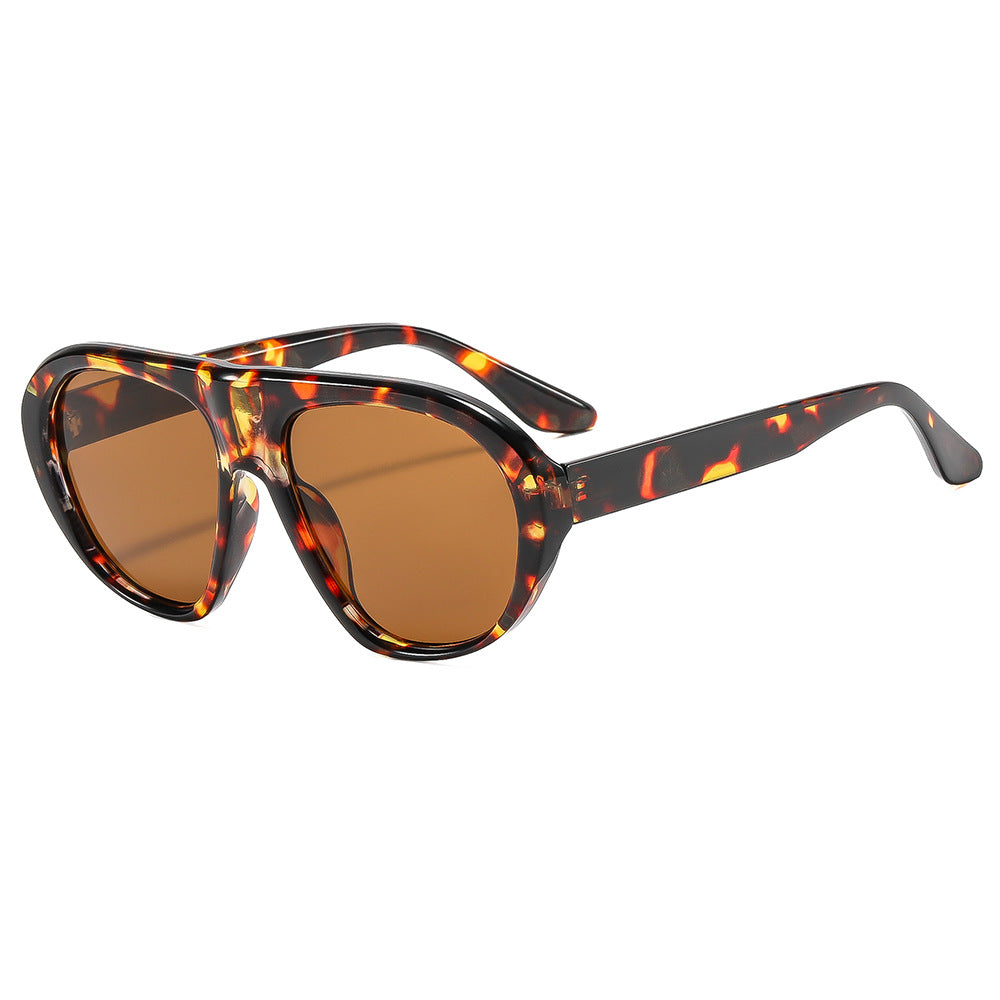 Damen modische Brille mit großem Rahmen und stylischem Design Karnz