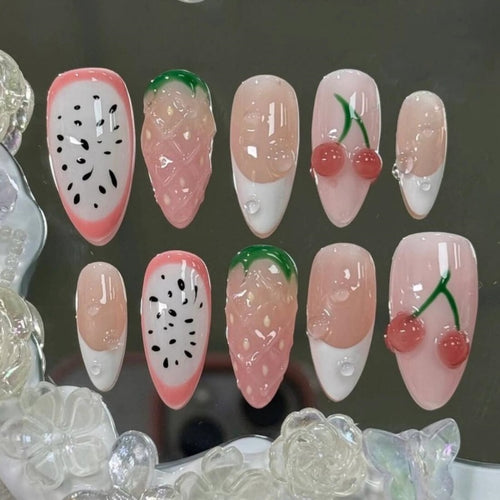 Künstlerisches fruchtinspiriertes Press-On Nagelset Karnz
