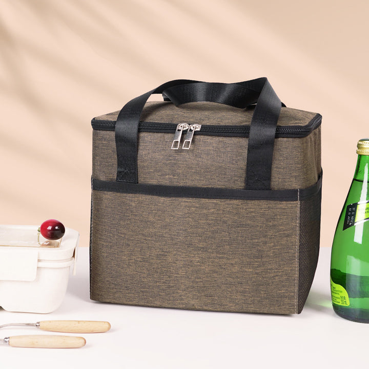 Isolierte Lunchbox Karnz