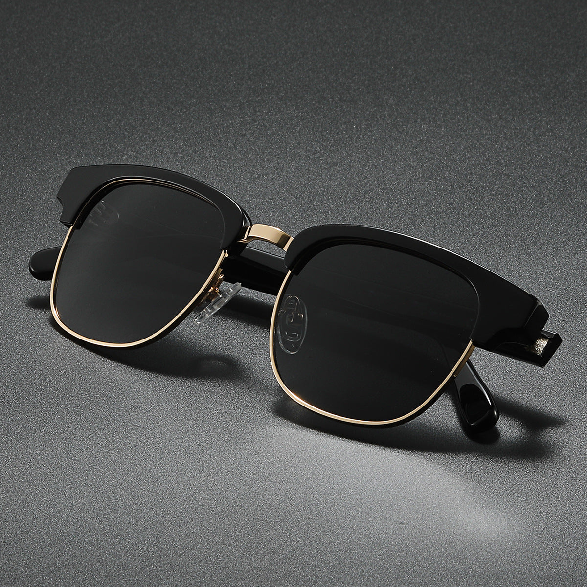 Damen modische Brille mit elegantem Rahmen und hochwertigen Details Karnz