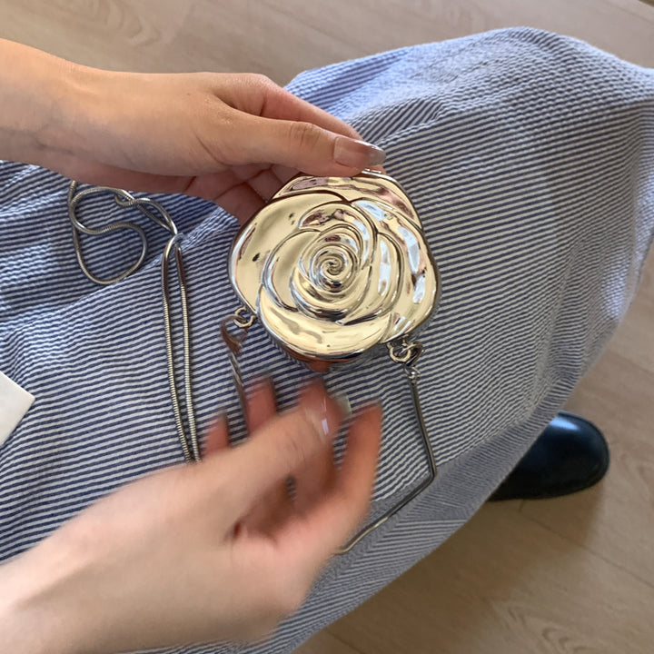 Elegantly Crafted Rose-Shaped Crossbody Bag Karnz