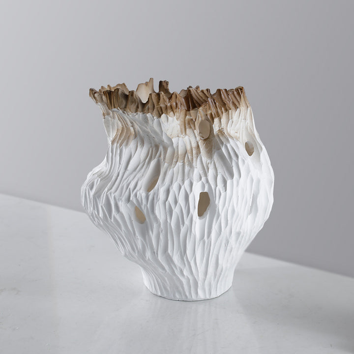 Texturiertes Keramikkissen-Vase