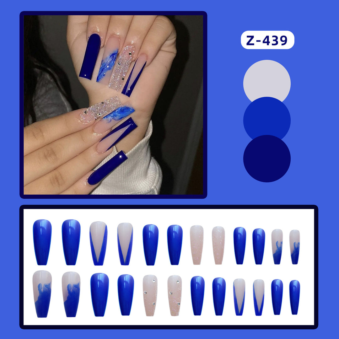 Glamourös Artisanal Press-On Nageldesign