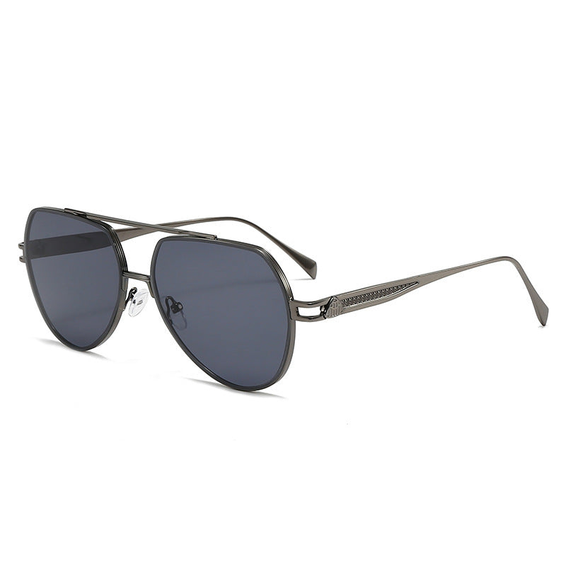 Damen Designer-Sonnenbrille im stilvollen, geschwungenen Metallrahmen Karnz