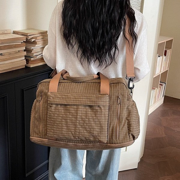 Geräumige multifunktionale Reisetasche