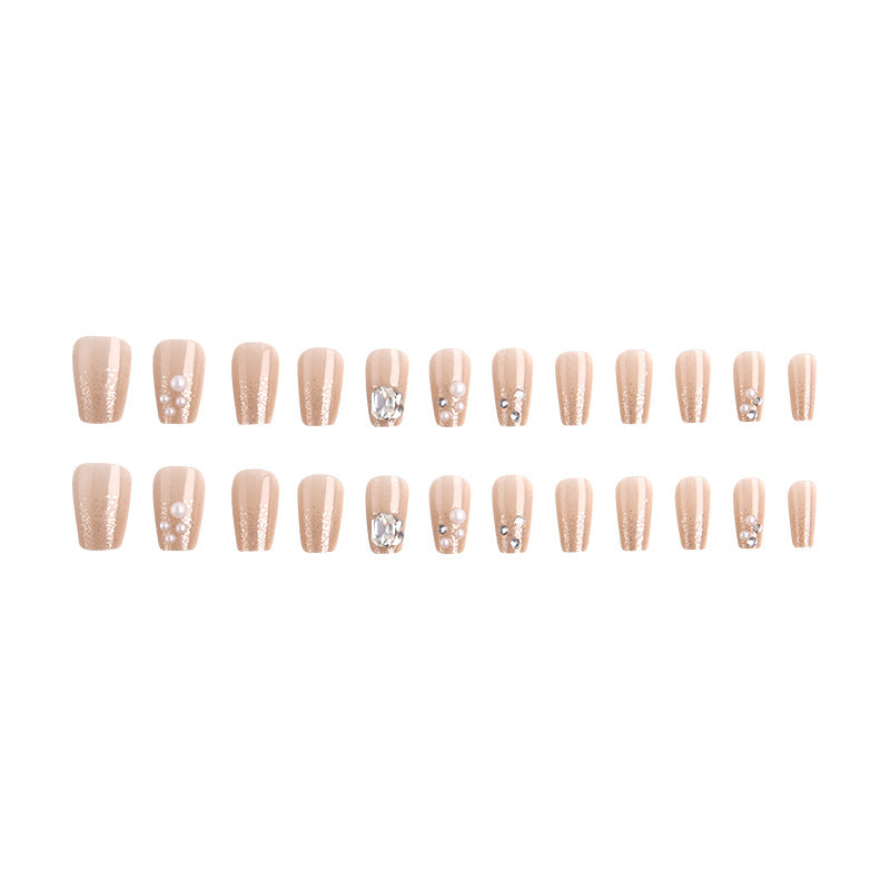Kunstnagelset mit elegantem Perl- und Glitzerdesign Karnz