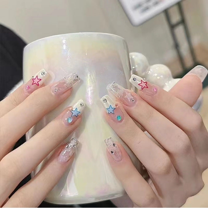 Kunstvolle Nagelspitzen Design Karnz