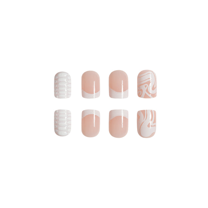Künstlerische Acrylnagelverlängerungen mit Marmor Design Karnz