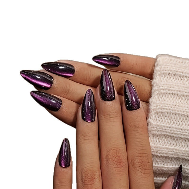 Glamouröses Stiletto-Nagelset Karnz