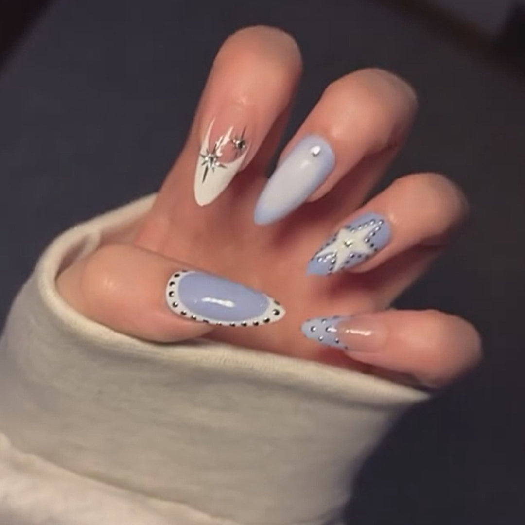 Elegantes Press-On Nail Art Kit Karnz