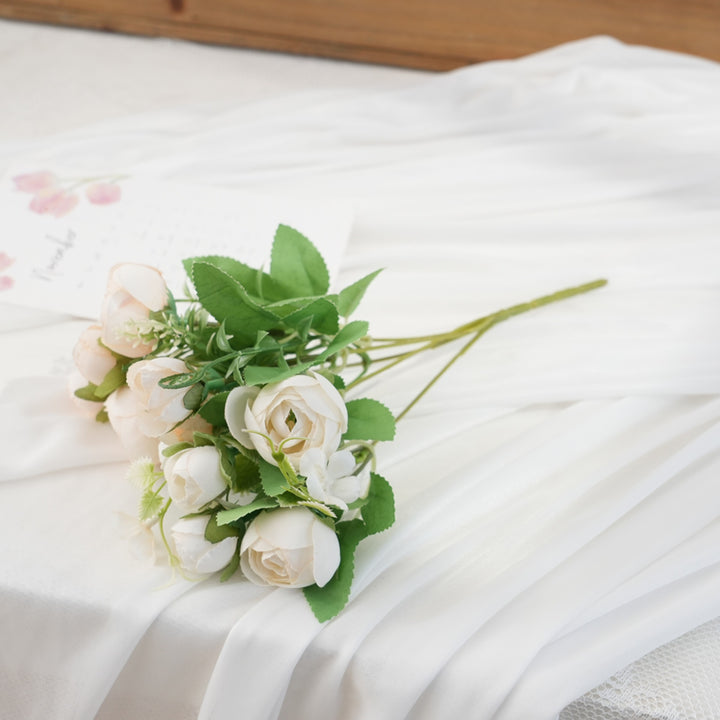 Eleganter Falscher Pfingstrosenstrauß