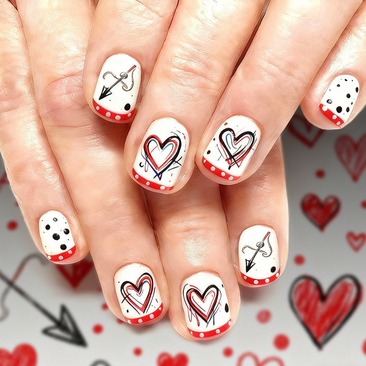 Künstlerische Herz-Themen-Nagelkunst Karnz