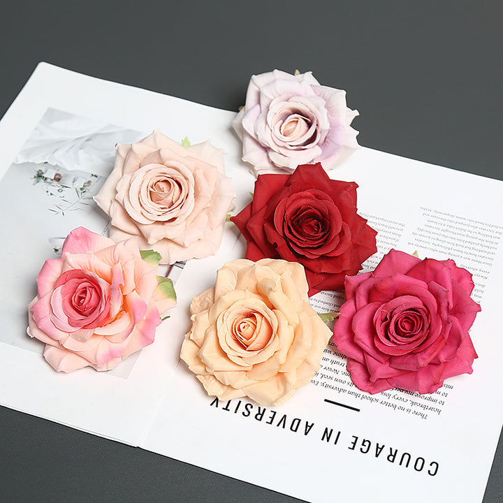 Florale Corsage für dekorative Trage- und Ausstellungszwecke