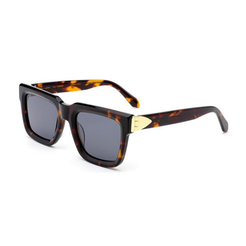 Damen moderne Oversize-Sonnenbrille mit elegantem Rahmen Karnz