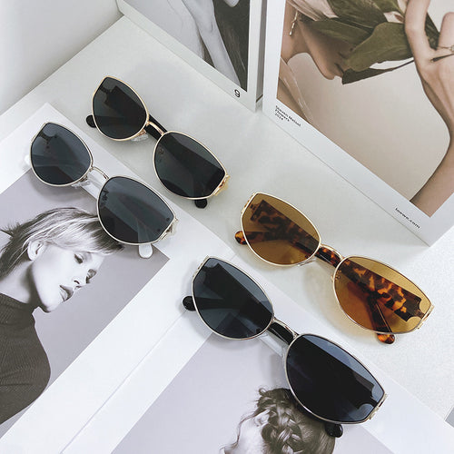 Modische Cat-Eye Sonnenbrille mit Goldenem Rahmen Karnz