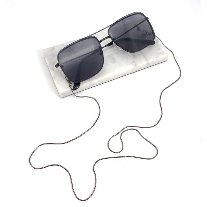 Sleek Eyewear Retainer mit sicheren Clips Karnz