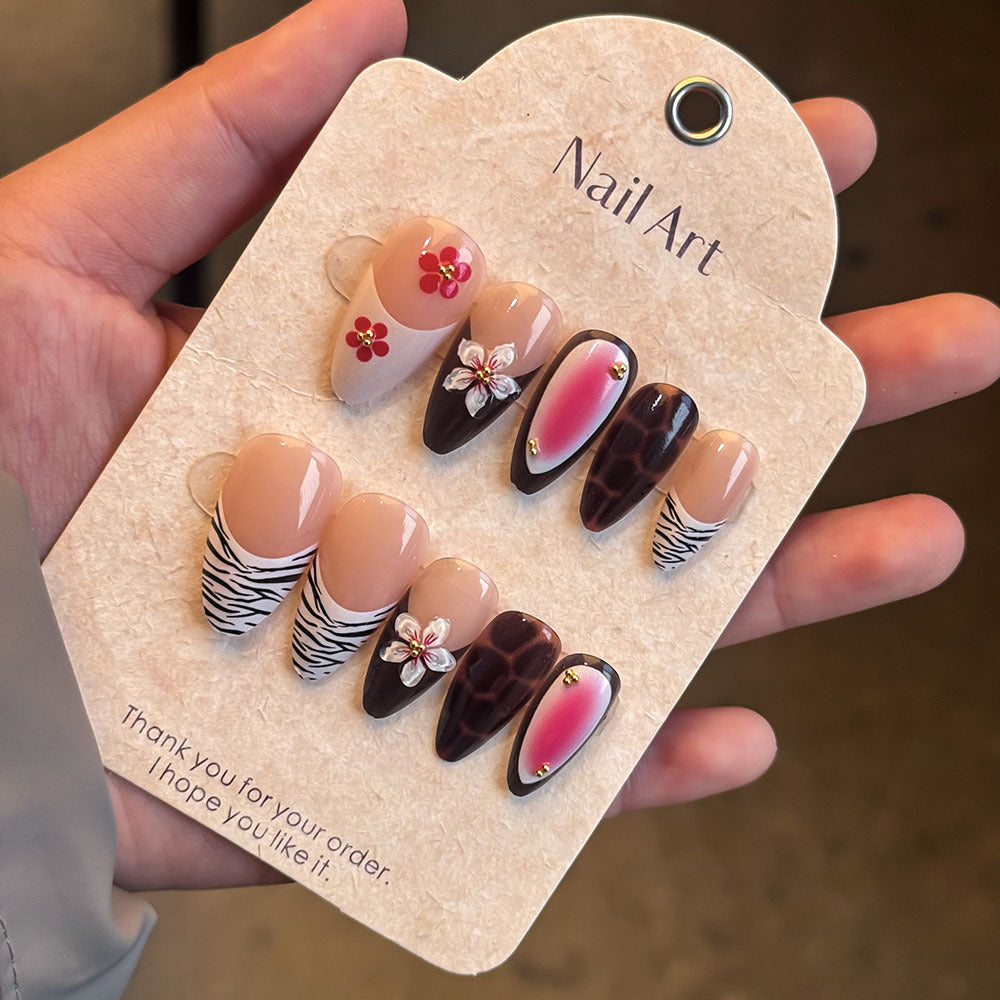 Dekorative Floral Press-On Nagelset Karnz 1787294384