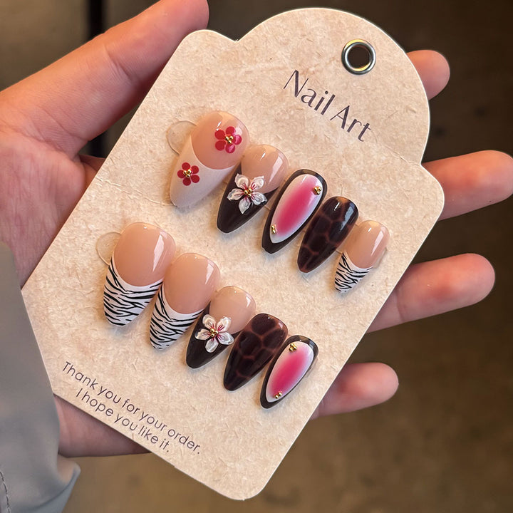 Dekorative Floral Press-On Nagelset Karnz 1787294384