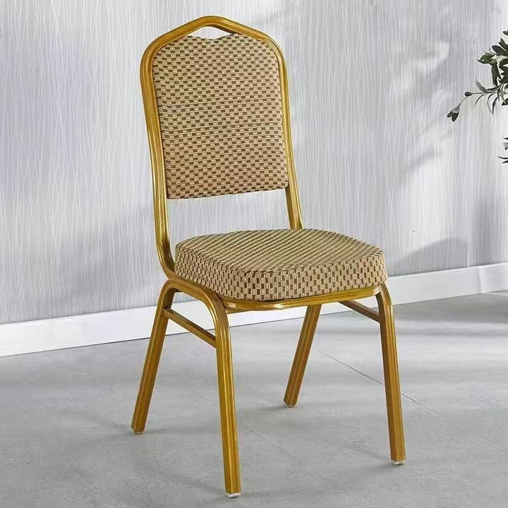 Eleganter gepolsterter Essstuhl mit goldenen Rahmen Karnz