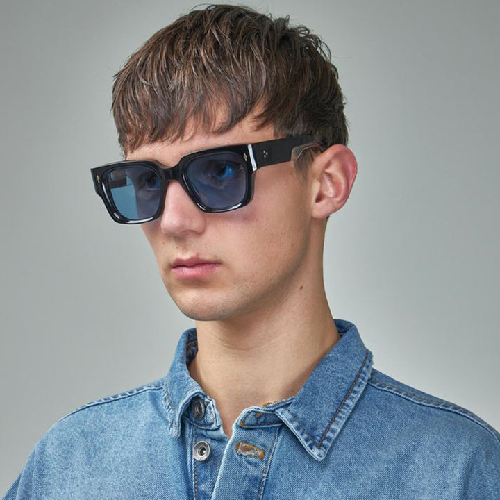 Damen Quadratische Sonnenbrille mit luxuriösem Rahmen und schützendem UV-Filter Karnz