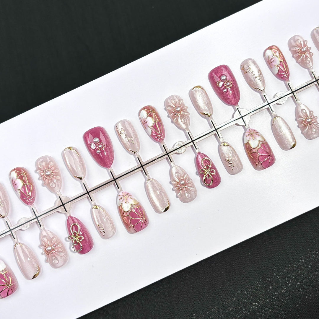Elegante Polka Dot und Spitzen Press-On Nagel Set