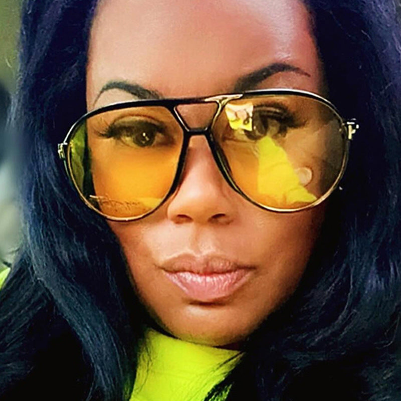 Damen modische Sonnenbrille im stylischen Pilotenlook Karnz